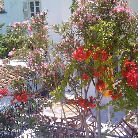 Alkionides Hydra Hotel Exterior foto