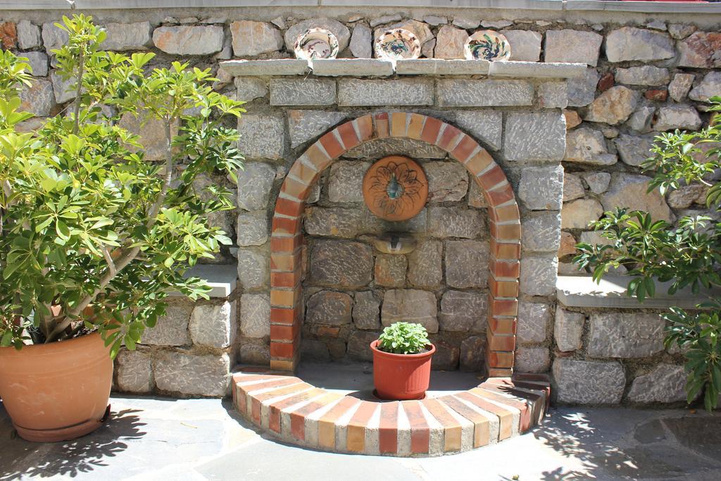 Alkionides Hydra Hotel Exterior foto